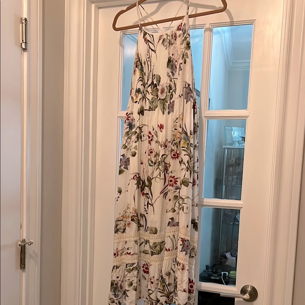 🌻Altar'd State White/ Ivory Floral Lace Dress 💐SzS but will easily fit a Sz M.!
